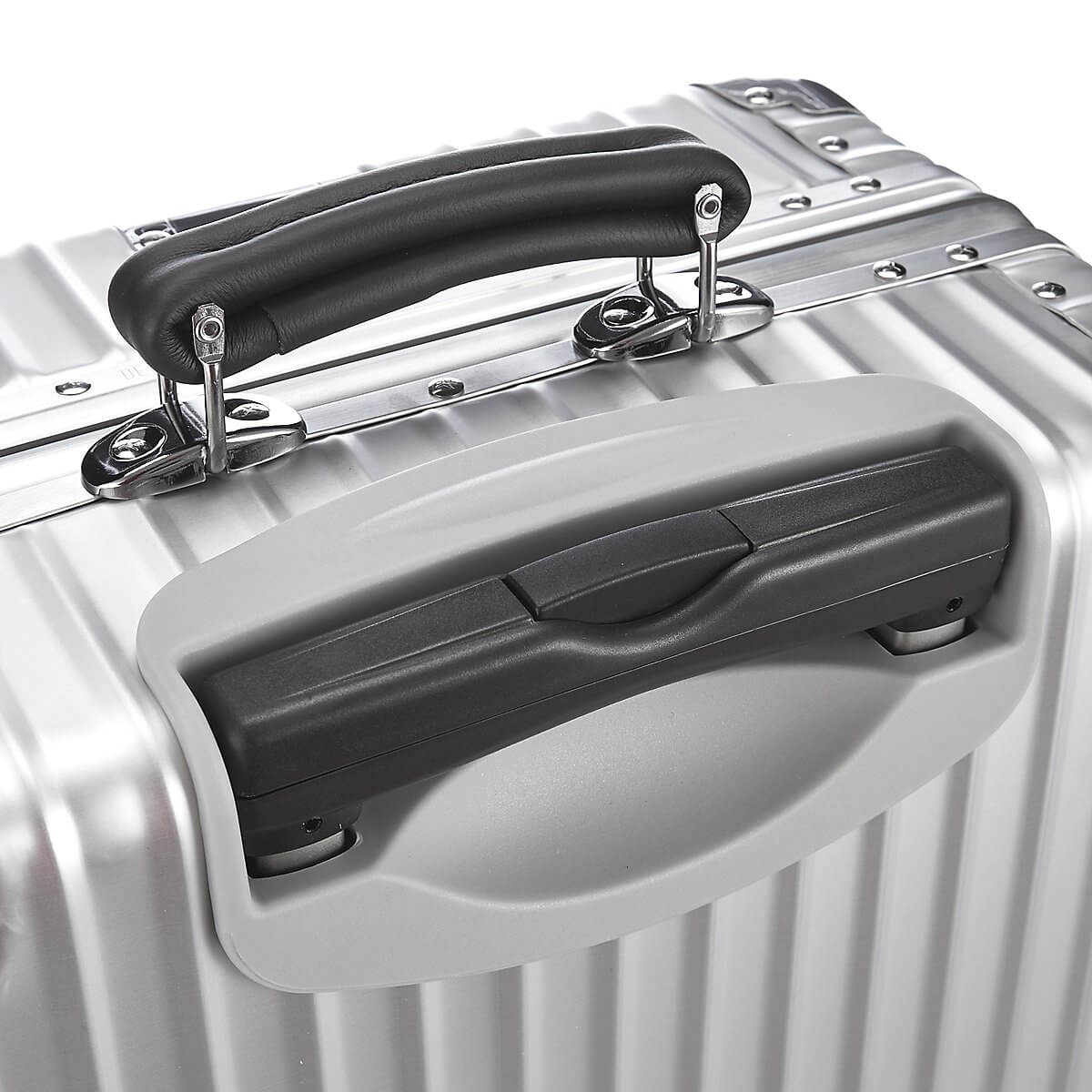 リモワ クラシックフライト 35L（971.53.00.4） - リモワ｜RIMOWA スーツケース通販専門店【R-Suitcase】